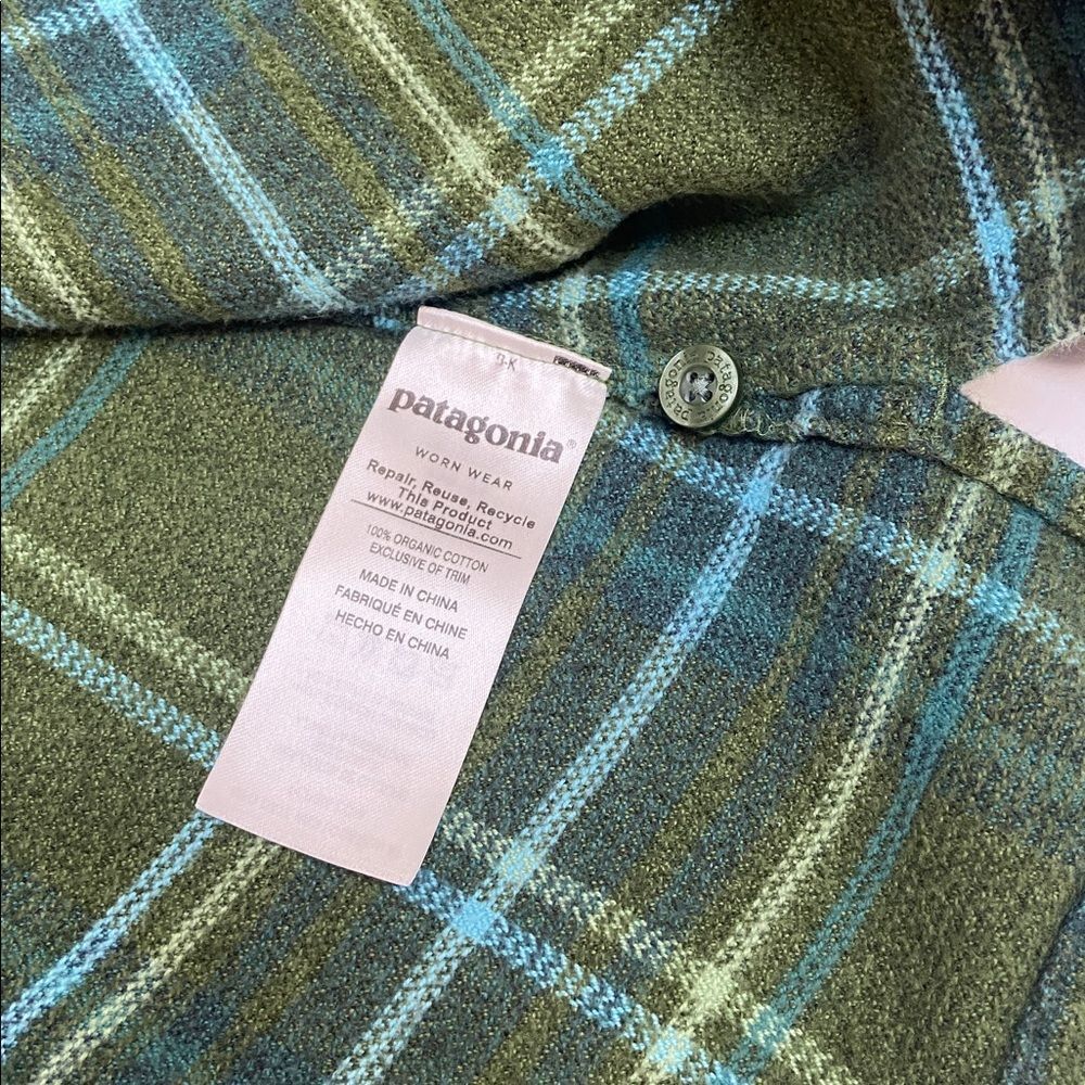 Patagonia Green and Blue Plaid Shirt - Picture 4 of 9